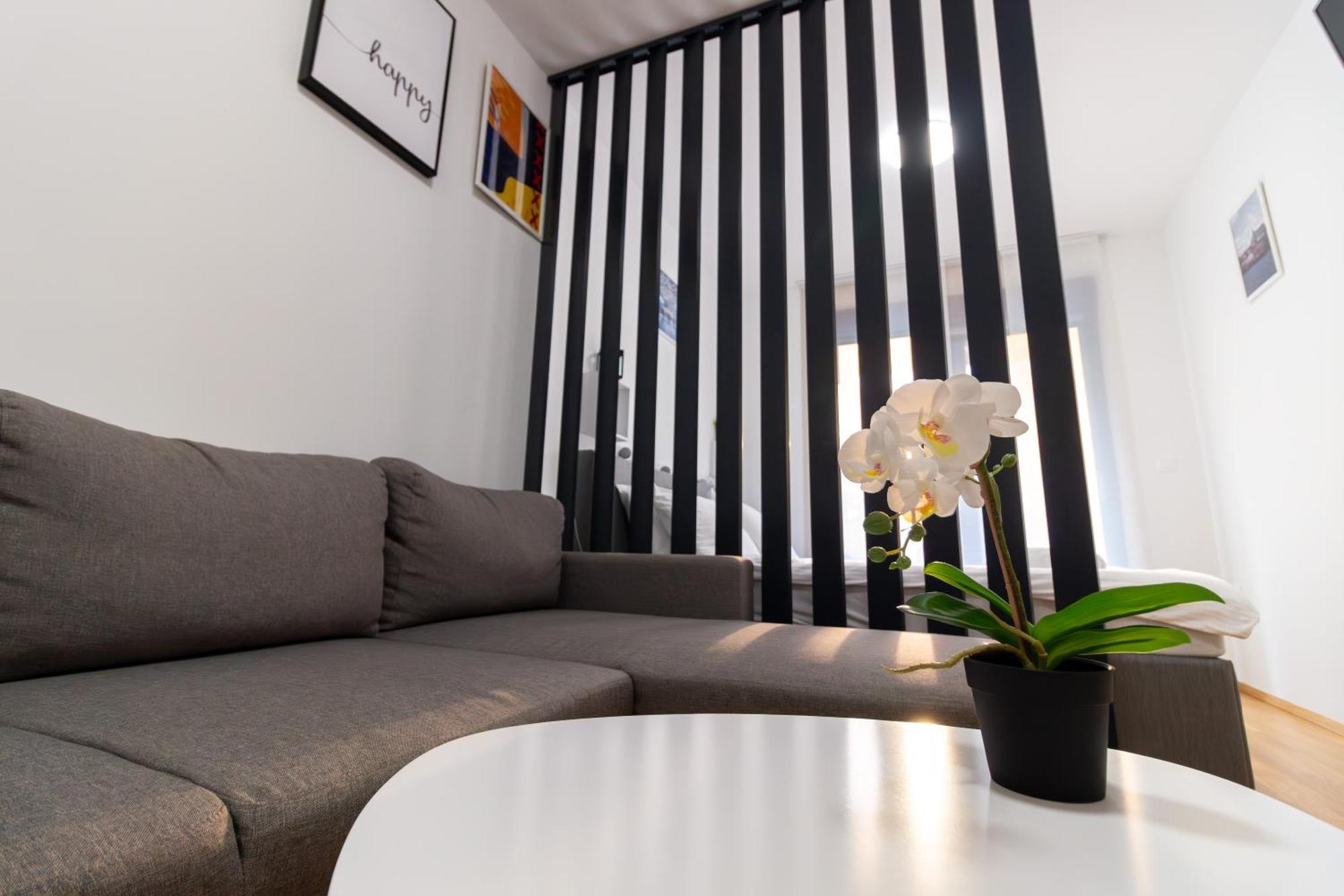 Gajeva Rooms - Stockholm Apartment Self Check-In Virovitica Exterior foto